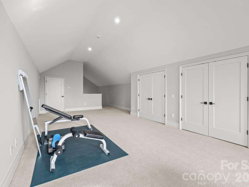 1344 Biltmore Drive, Charlotte, NC 28207.  MLS# CAR4341077, YatesRealty ID 10226. 