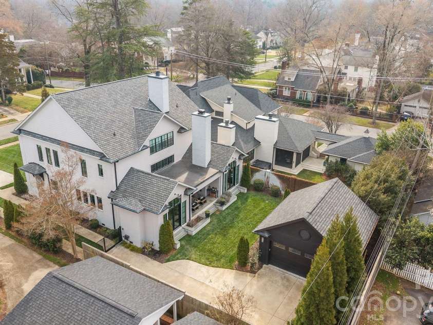 1344 Biltmore Drive, Charlotte, NC 28207.  MLS# CAR4341077, YatesRealty ID 10226. 