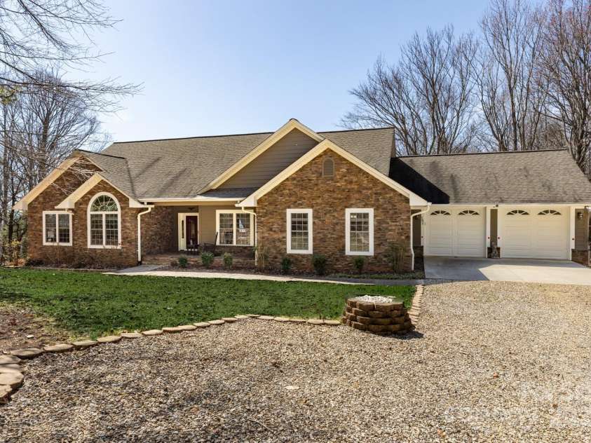 181 Abbey Road, McGrady, NC 28649.  MLS# CAR4235456, YatesRealty ID 10227. 