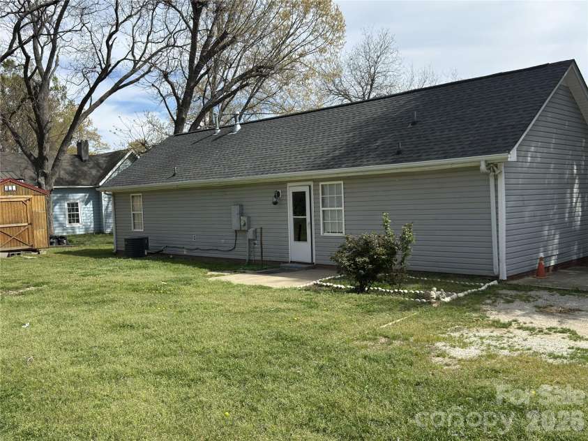 114 Branch Street, Monroe, NC 28112.  MLS# CAR4334100, YatesRealty ID 10228. 