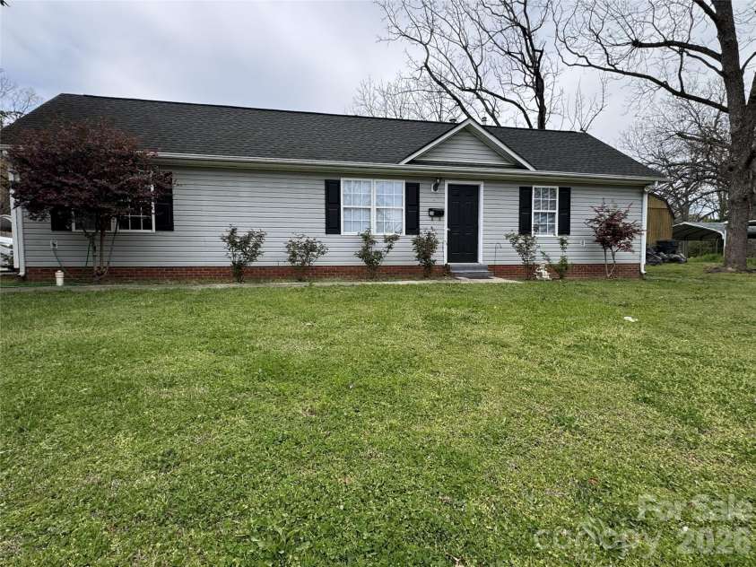 114 Branch Street, Monroe, NC 28112.  MLS# CAR4334100, YatesRealty ID 10228. 