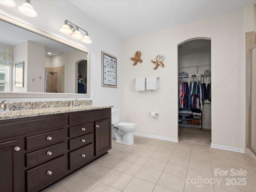 1874 Larkspur Way, Tega Cay, SC 29708.  MLS# CAR4222294, YatesRealty ID 10229. 