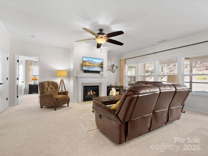1874 Larkspur Way, Tega Cay, SC 29708.  MLS# CAR4222294, YatesRealty ID 10229. 