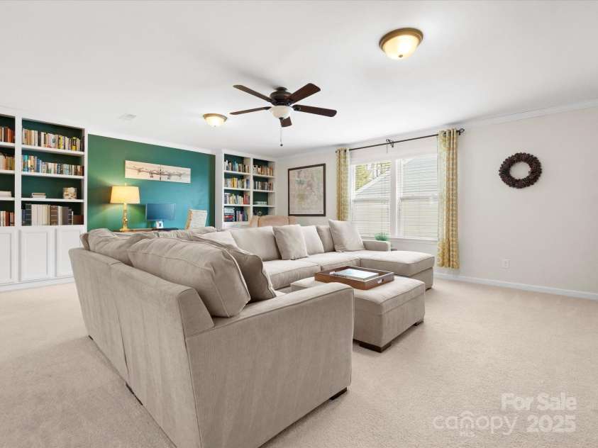 1874 Larkspur Way, Tega Cay, SC 29708.  MLS# CAR4222294, YatesRealty ID 10229. 