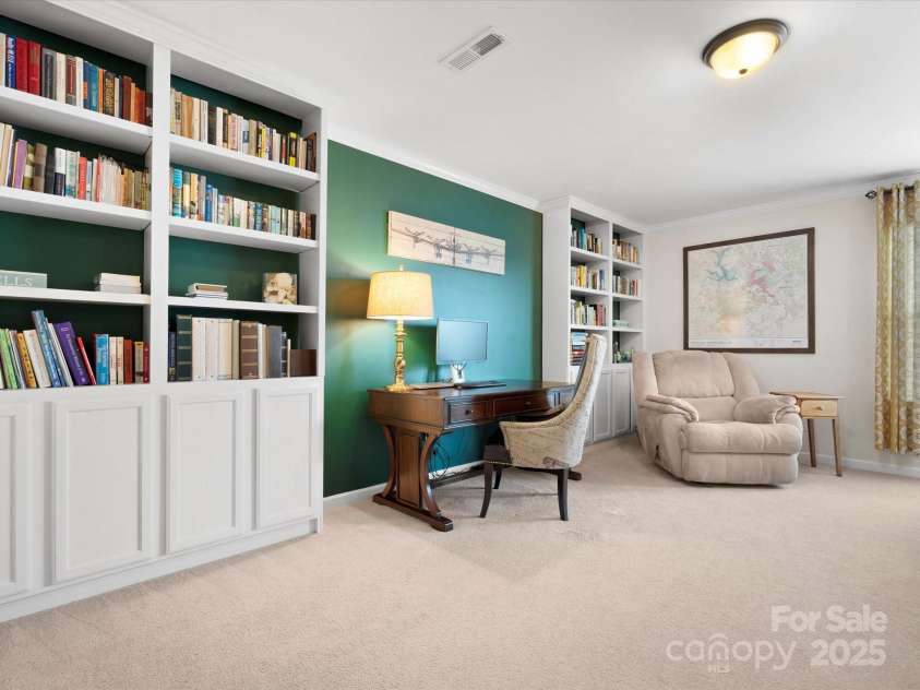 1874 Larkspur Way, Tega Cay, SC 29708.  MLS# CAR4222294, YatesRealty ID 10229. 