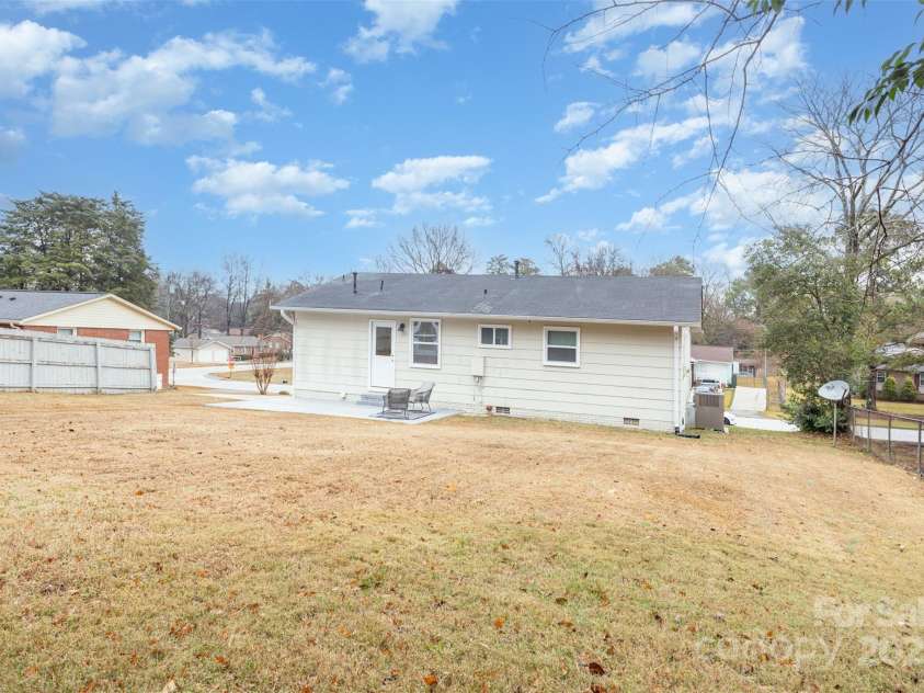 1359 Deas Street, Rock Hill, SC 29732.  MLS# CAR4327470, YatesRealty ID 1023. 