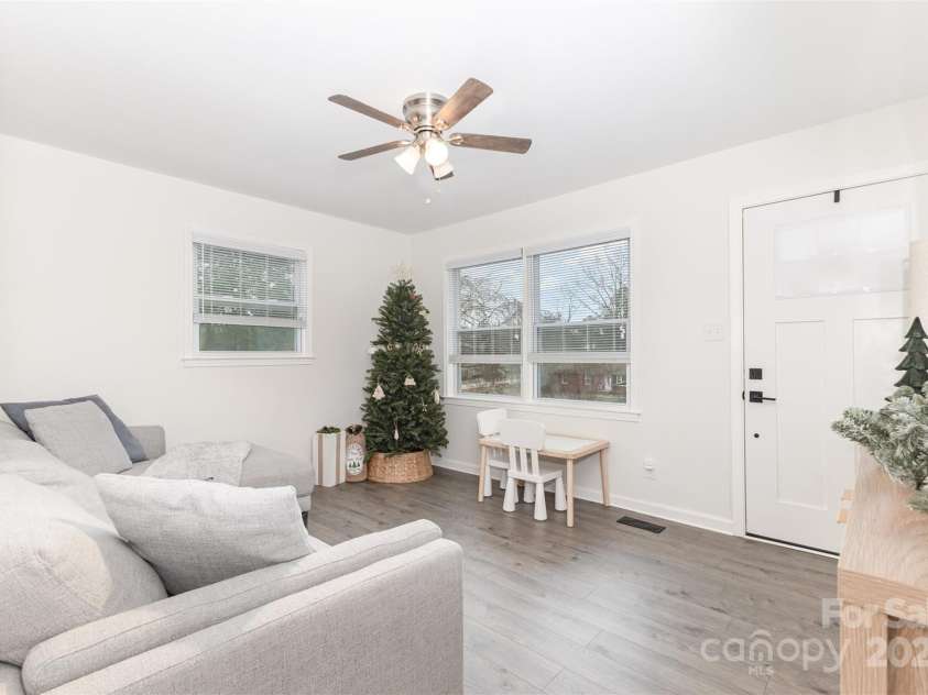 1359 Deas Street, Rock Hill, SC 29732.  MLS# CAR4327470, YatesRealty ID 1023. 