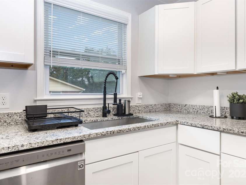 1359 Deas Street, Rock Hill, SC 29732.  MLS# CAR4327470, YatesRealty ID 1023. 