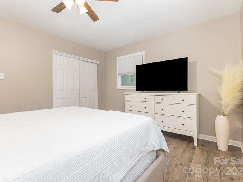 1359 Deas Street, Rock Hill, SC 29732.  MLS# CAR4327470, YatesRealty ID 1023. 