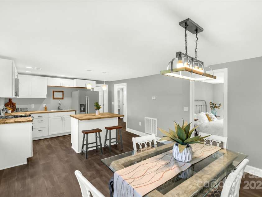 212 Doc Garris Road, Lancaster, SC 29720.  MLS# CAR4242294, YatesRealty ID 10230. 