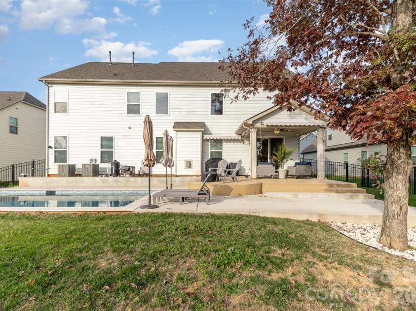 10978 Sparkle Creek Drive, Midland, NC 28107.  MLS# CAR4197526, YatesRealty ID 10231. 