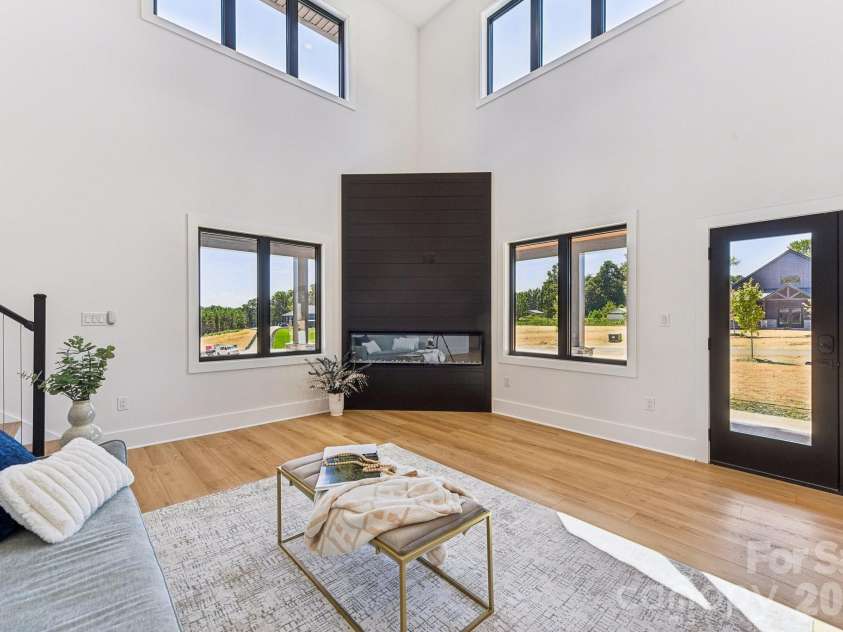 109 Winners Circle, Mooresville, NC 28117.  MLS# CAR4404383, YatesRealty ID 10233. 
