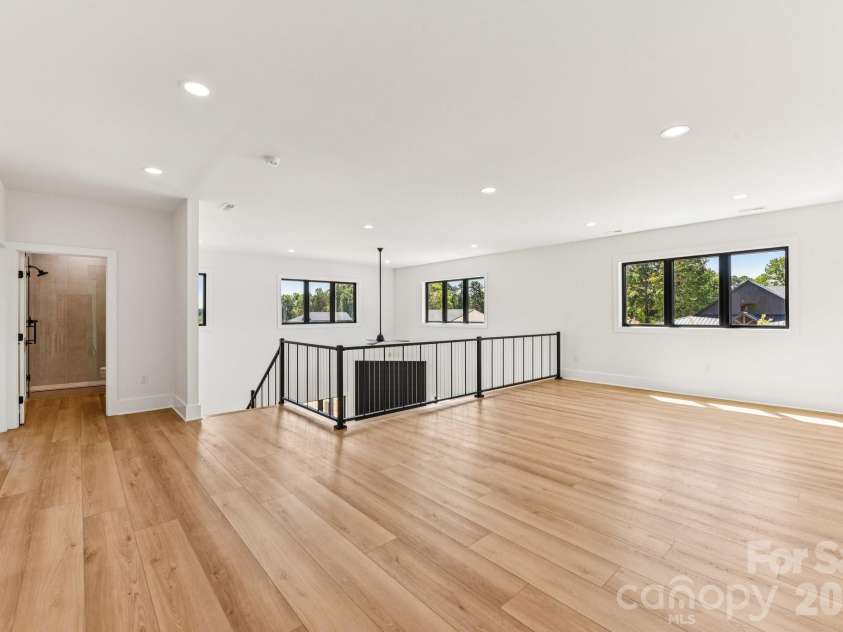 109 Winners Circle, Mooresville, NC 28117.  MLS# CAR4404383, YatesRealty ID 10233. 