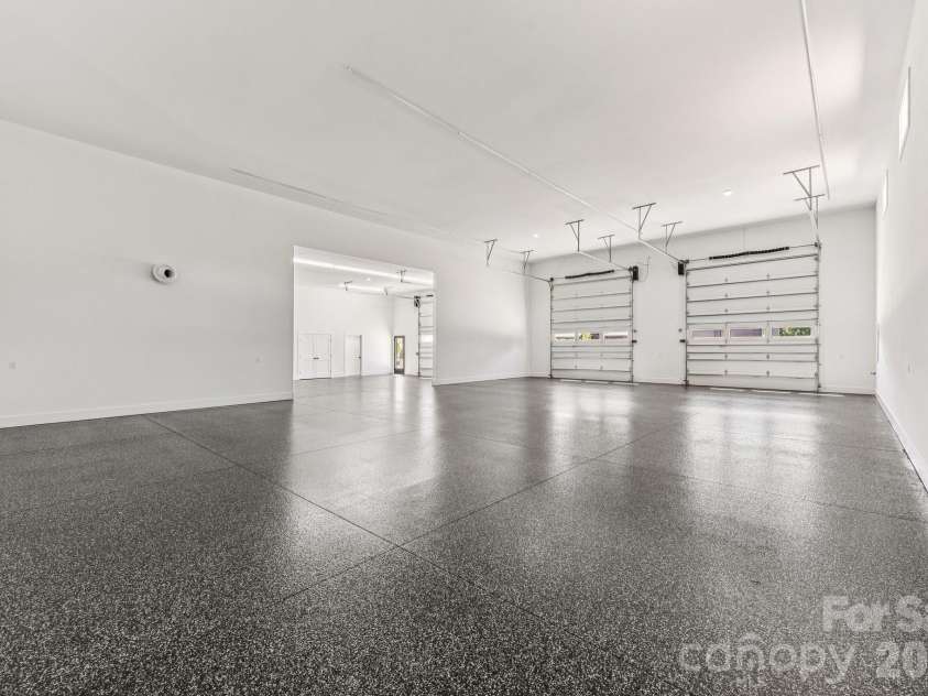 109 Winners Circle, Mooresville, NC 28117.  MLS# CAR4404383, YatesRealty ID 10233. 