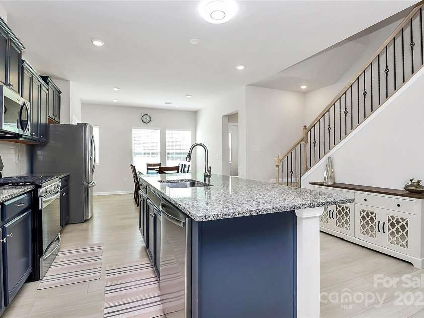 147 Morning Gap Parkway, Fort Mill, SC 29715.  MLS# CAR4249735, YatesRealty ID 10233. 