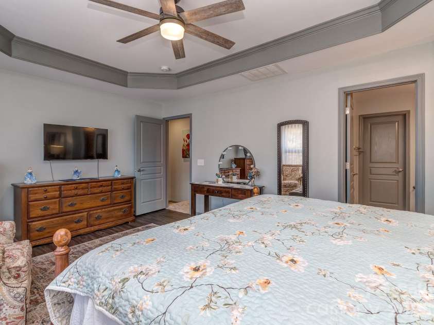 6236 Rockefeller Lane, Charlotte, NC 28210.  MLS# CAR4314822, YatesRealty ID 10234. 