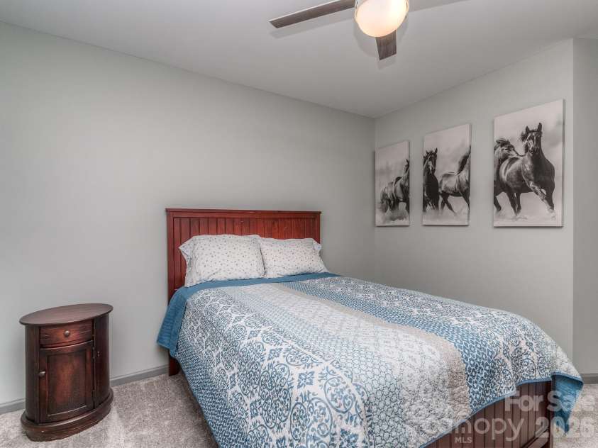 6236 Rockefeller Lane, Charlotte, NC 28210.  MLS# CAR4314822, YatesRealty ID 10234. 