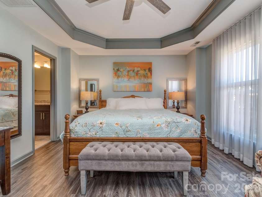 6236 Rockefeller Lane, Charlotte, NC 28210.  MLS# CAR4314822, YatesRealty ID 10234. Primary bedroom