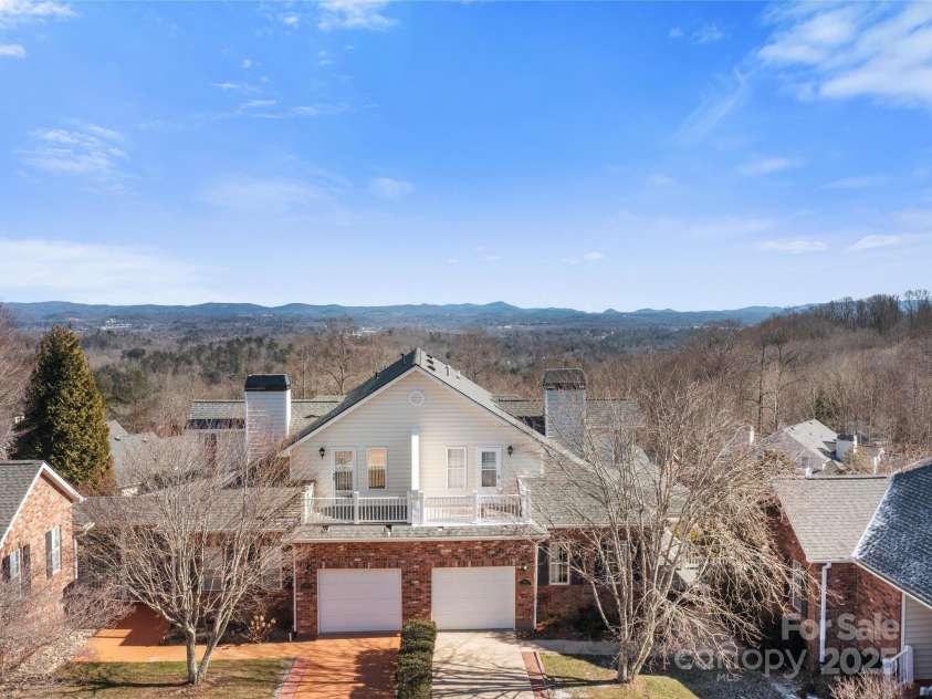 608 Carriage Commons Drive, Hendersonville, NC 28791.  MLS# CAR4215981, YatesRealty ID 10235. Long range views