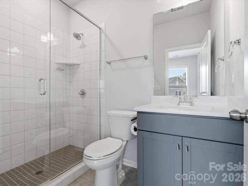 8018 Houser Street, Cornelius, NC 28031.  MLS# CAR4321846, YatesRealty ID 10235. Bathroom for bedroom 2