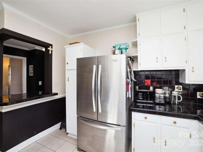 101 Sunset Drive, Stanley, NC 28164.  MLS# CAR4228097, YatesRealty ID 10238. 