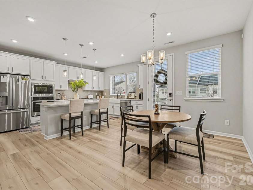 811 Redd Alley, Charlotte, NC 28217.  MLS# CAR4335811, YatesRealty ID 10239. 