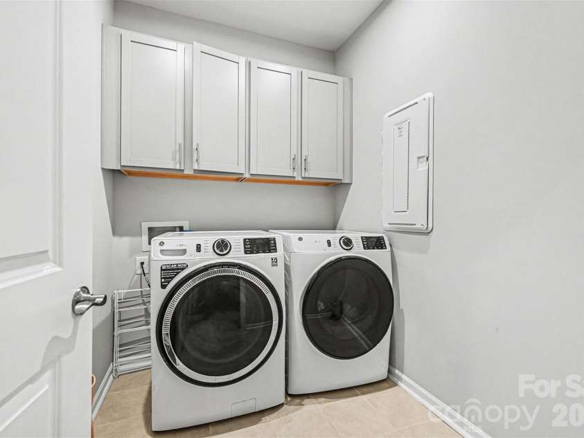 811 Redd Alley, Charlotte, NC 28217.  MLS# CAR4335811, YatesRealty ID 10239. 