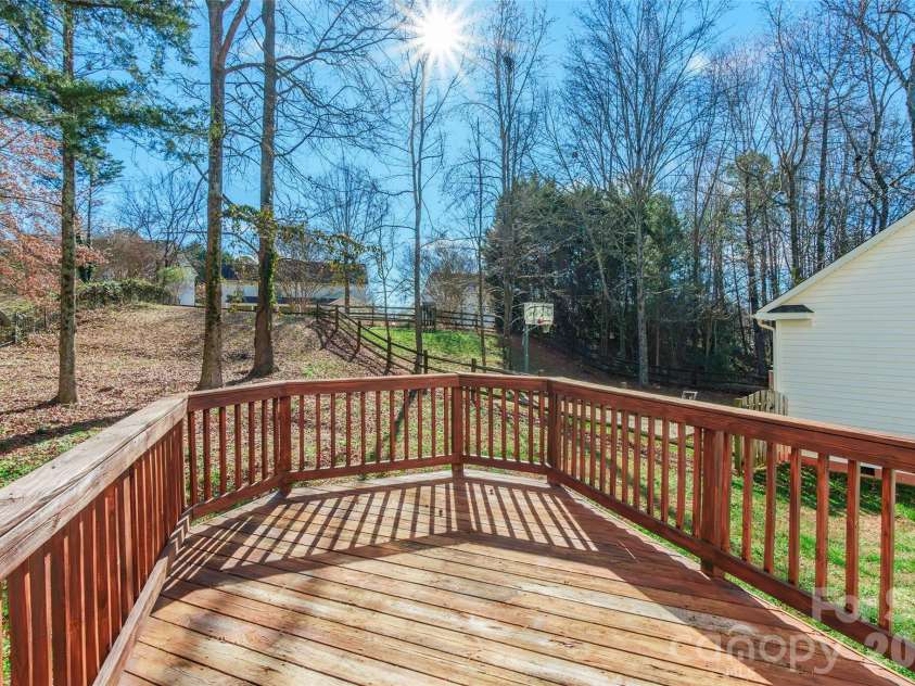 11938 Harmon Lane, Pineville, NC 28134.  MLS# CAR4336804, YatesRealty ID 1024. 