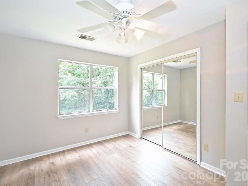 1031 Churchill Downs Court, Charlotte, NC 28211.  MLS# CAR4347703, YatesRealty ID 10240. 