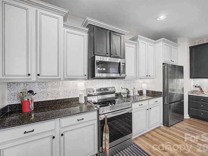 3008 Cabot Way, Fort Mill, SC 29715.  MLS# CAR4355973, YatesRealty ID 10242. 