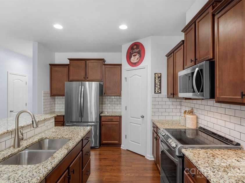 9017 Lanark Lane, Fort Mill, SC 29707.  MLS# CAR4238849, YatesRealty ID 10242. 