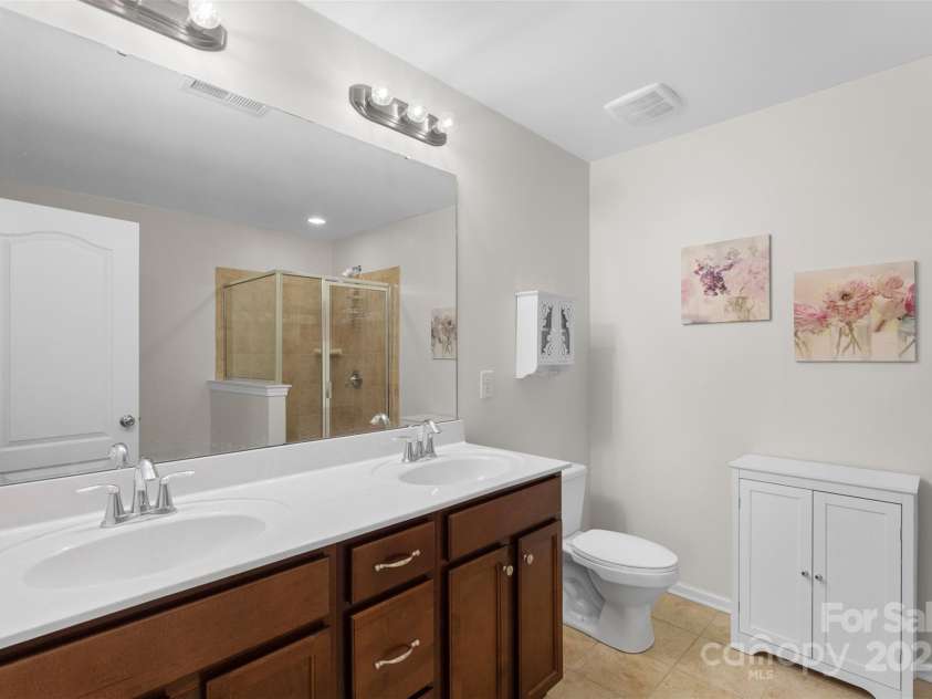 9017 Lanark Lane, Fort Mill, SC 29707.  MLS# CAR4238849, YatesRealty ID 10242. 