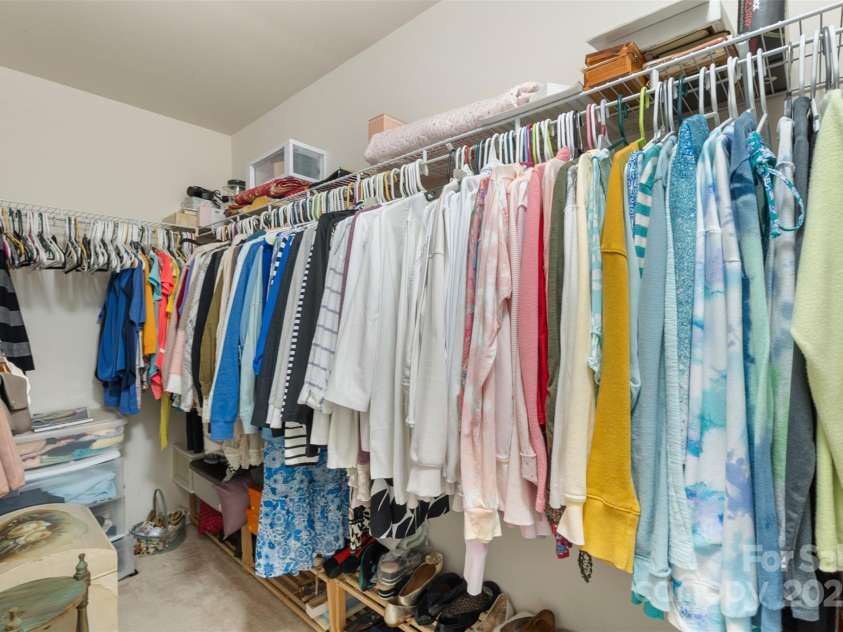 9017 Lanark Lane, Fort Mill, SC 29707.  MLS# CAR4238849, YatesRealty ID 10242. 