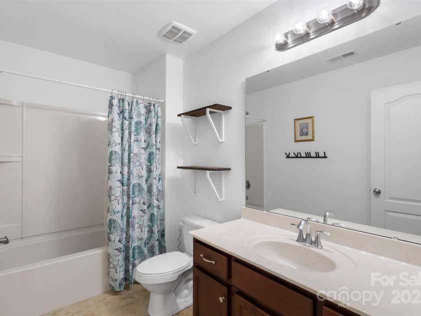 9017 Lanark Lane, Fort Mill, SC 29707.  MLS# CAR4238849, YatesRealty ID 10242. 