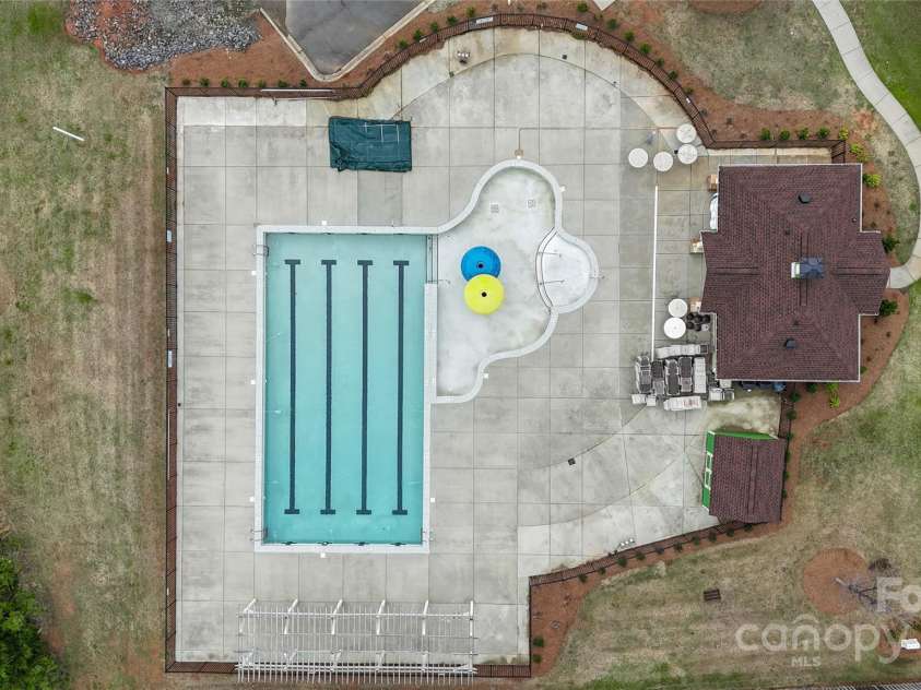 9017 Lanark Lane, Fort Mill, SC 29707.  MLS# CAR4238849, YatesRealty ID 10242. 