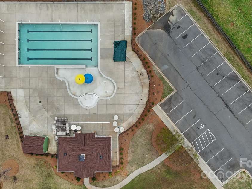 9017 Lanark Lane, Fort Mill, SC 29707.  MLS# CAR4238849, YatesRealty ID 10242. 