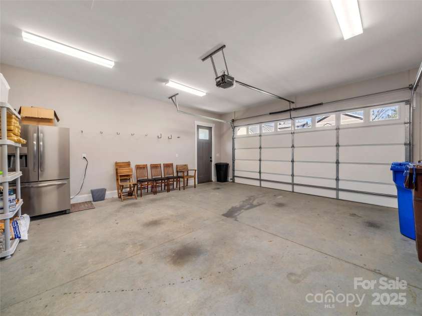 288 Main Street, Brevard, NC 28712.  MLS# CAR4237662, YatesRealty ID 10243. 