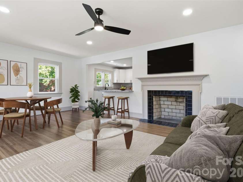 3609 Eastway Drive, Charlotte, NC 28205.  MLS# CAR4356441, YatesRealty ID 10243. 