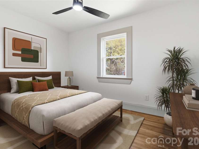 3609 Eastway Drive, Charlotte, NC 28205.  MLS# CAR4356441, YatesRealty ID 10243. 
