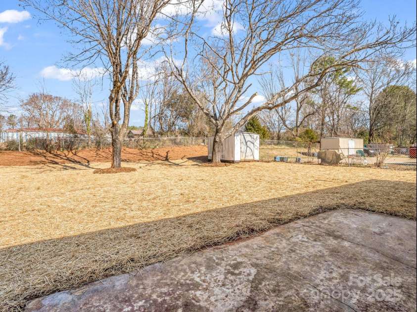 184 Sedgefield Drive, Forest City, NC 28043.  MLS# CAR4218527, YatesRealty ID 10246. 