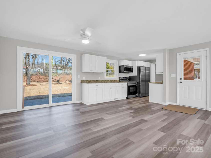 184 Sedgefield Drive, Forest City, NC 28043.  MLS# CAR4328895, YatesRealty ID 10246. 