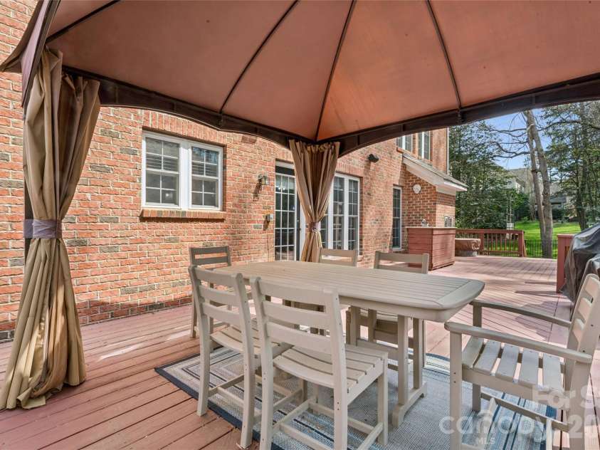 2678 Landing Pointe Drive, Clover, SC 29710.  MLS# CAR4361473, YatesRealty ID 10246. 