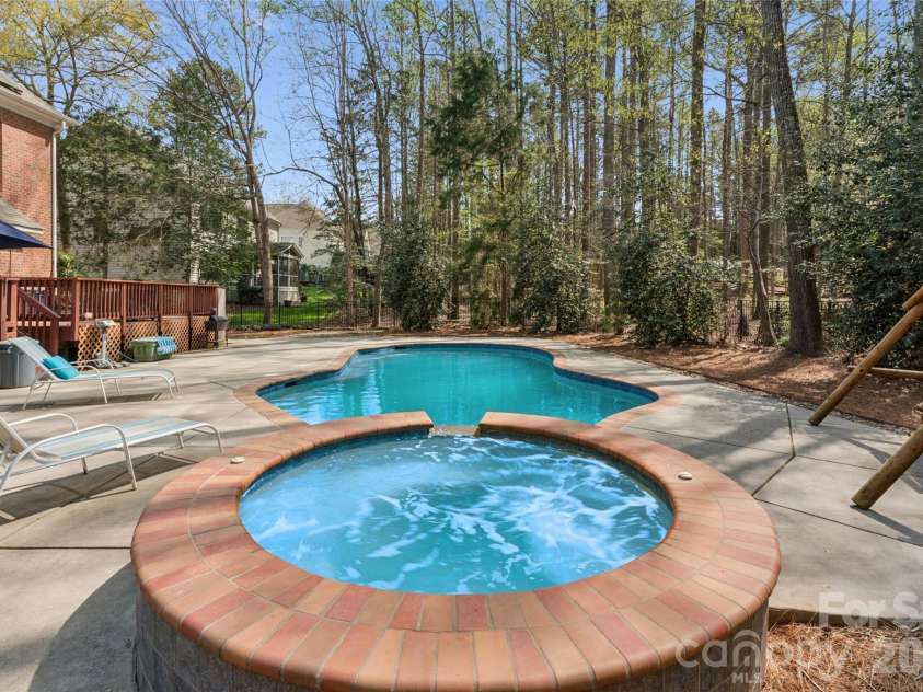 2678 Landing Pointe Drive, Clover, SC 29710.  MLS# CAR4361473, YatesRealty ID 10246. 
