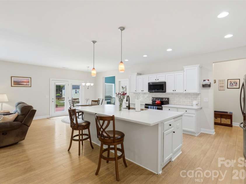 630 Kenway Loop, Mooresville, NC 28117.  MLS# CAR4401583, YatesRealty ID 10250. 