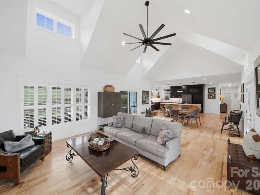 157 Franklin Lane, Taylorsville, NC 28681.  MLS# CAR4363450, YatesRealty ID 10251. 
