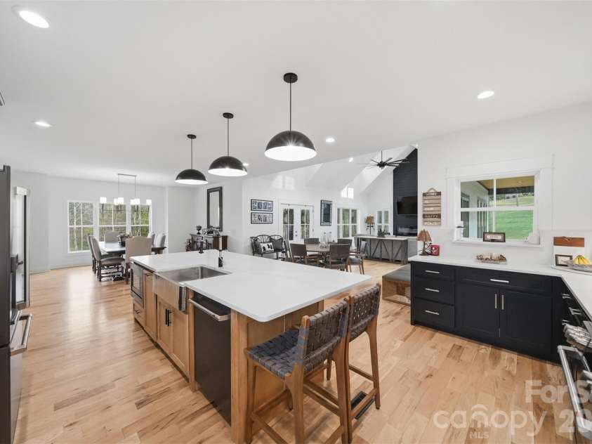 157 Franklin Lane, Taylorsville, NC 28681.  MLS# CAR4363450, YatesRealty ID 10251. 