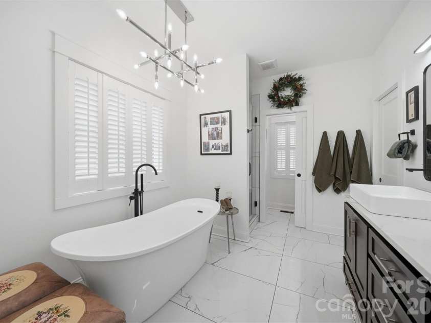 157 Franklin Lane, Taylorsville, NC 28681.  MLS# CAR4363450, YatesRealty ID 10251. 