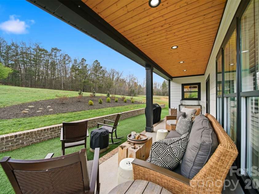 157 Franklin Lane, Taylorsville, NC 28681.  MLS# CAR4363450, YatesRealty ID 10251. 