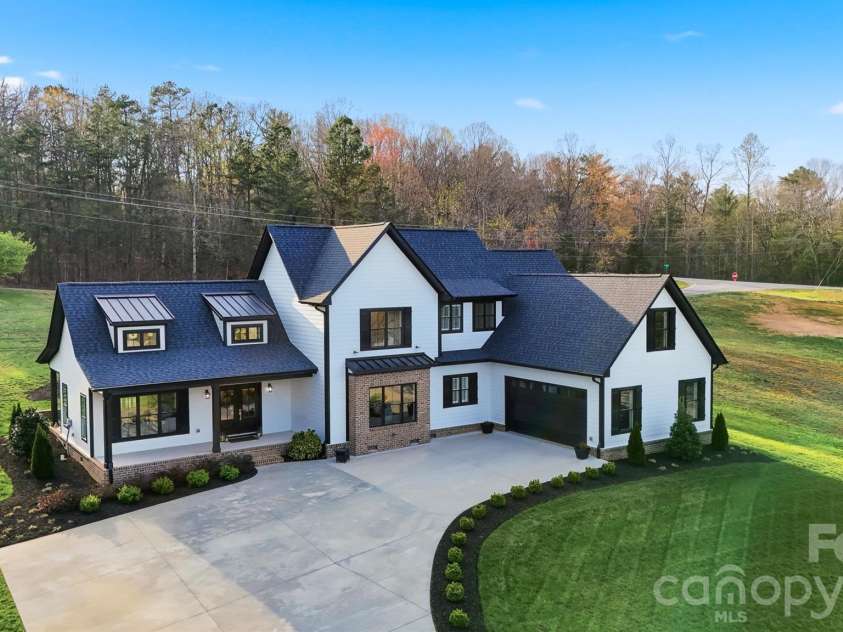 157 Franklin Lane, Taylorsville, NC 28681.  MLS# CAR4363450, YatesRealty ID 10251. 