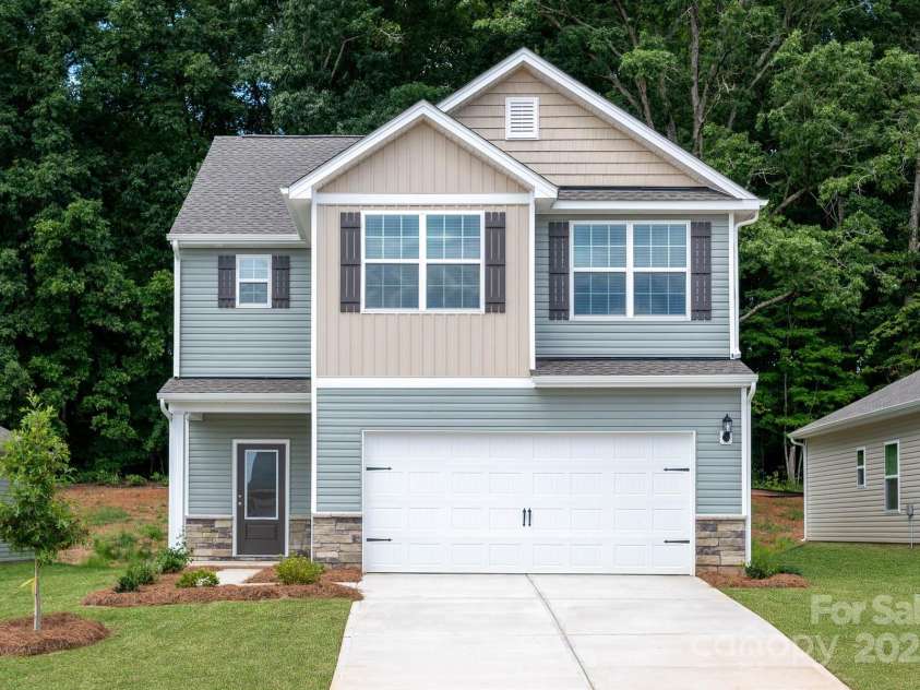 3339 Burberry Drive, Gastonia, NC 28052.  MLS# CAR4251560, YatesRealty ID 10251. 